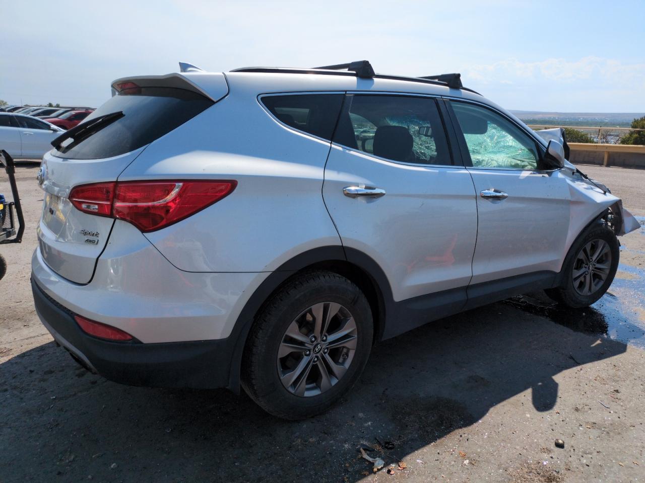2014 Hyundai Santa Fe Sport - Image 3