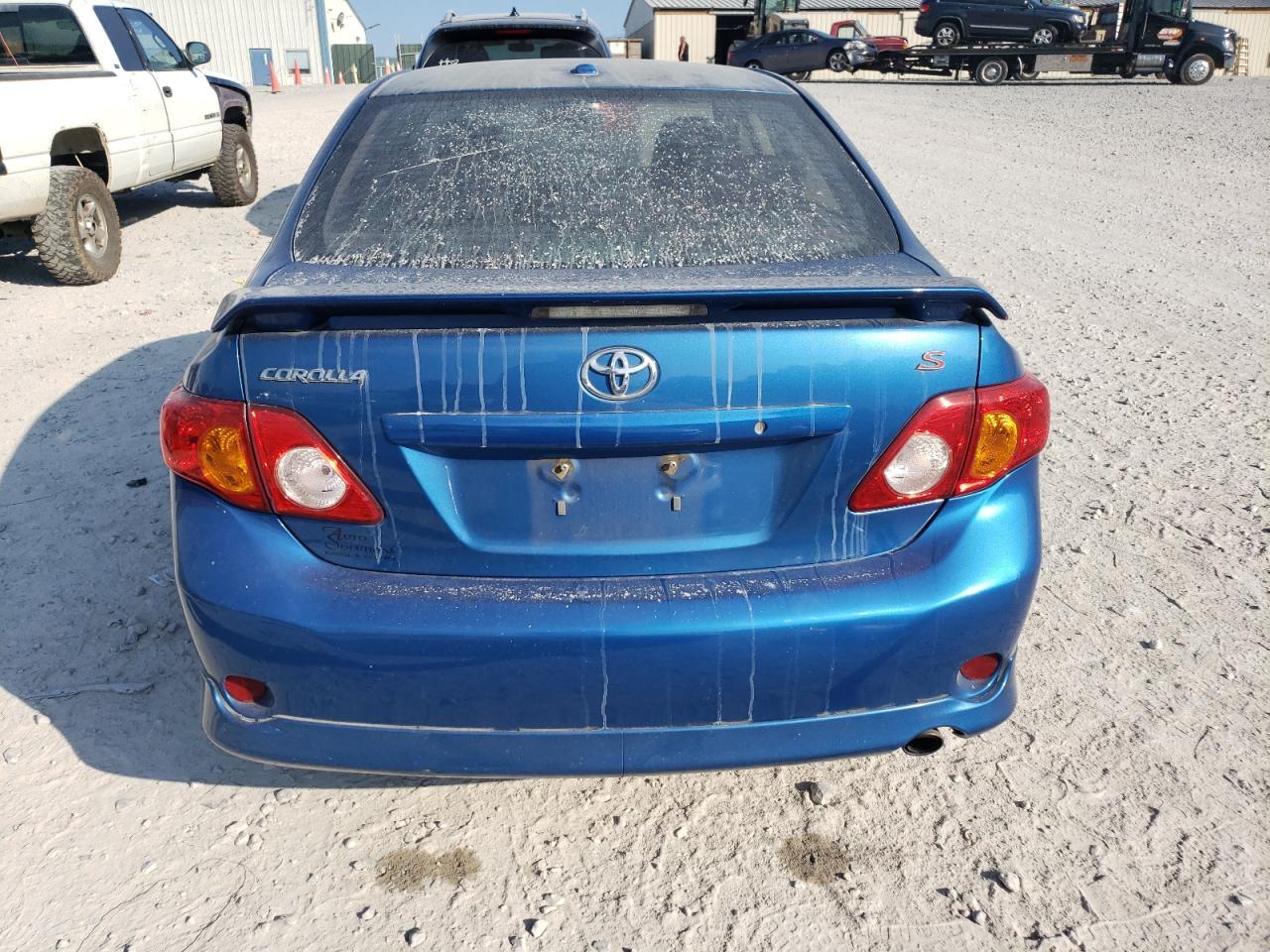 2010 Toyota Corolla Base - Фото 6