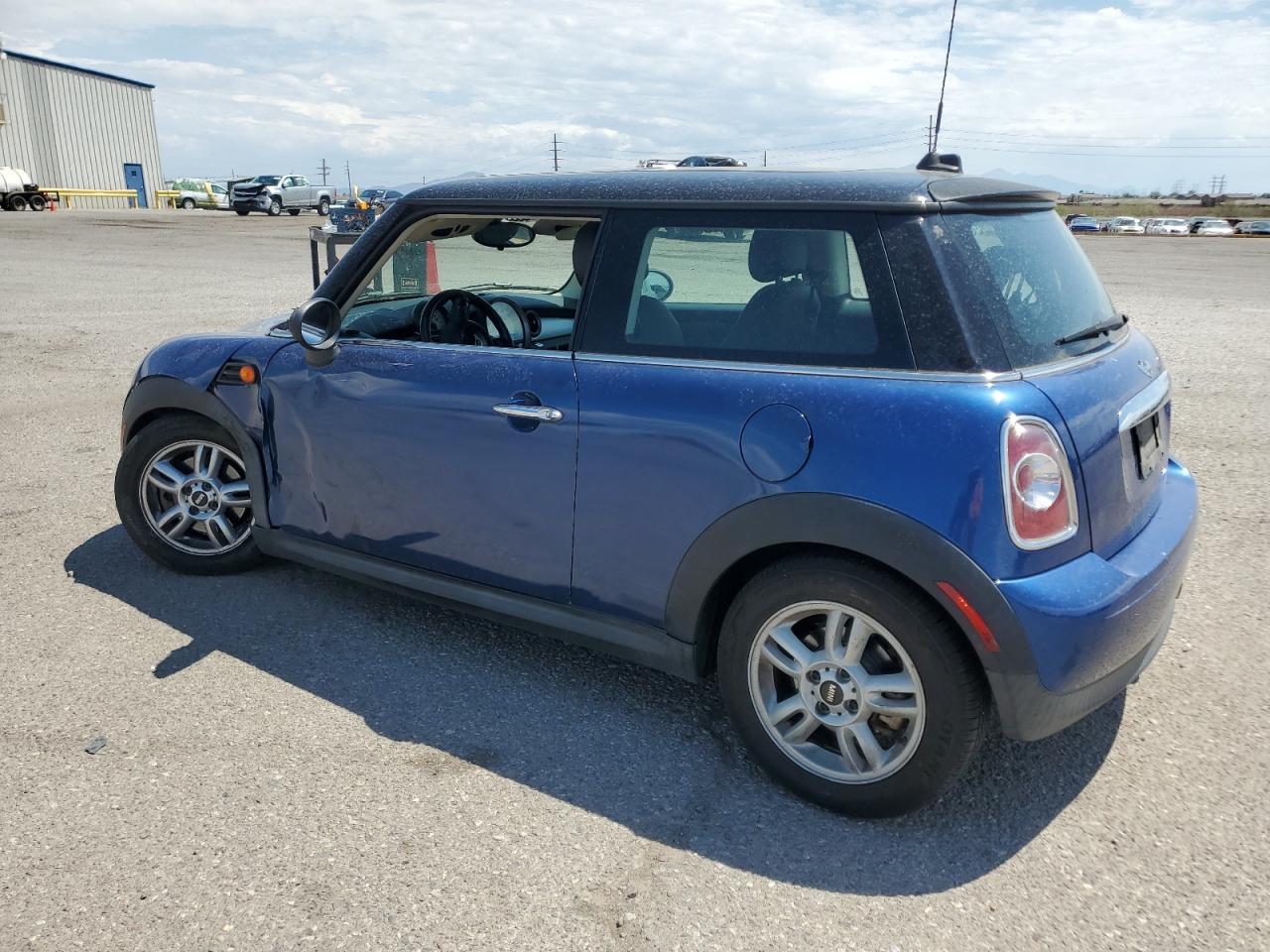 2013 Mini Cooper - Image 2