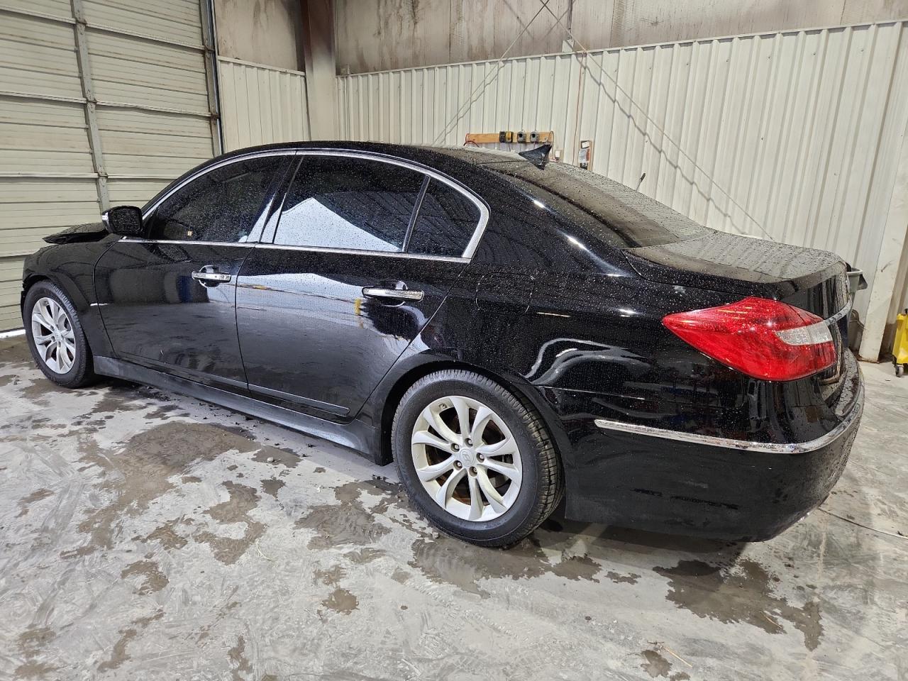 2013 Hyundai Genesis 3.8L 3.8L - Image 2