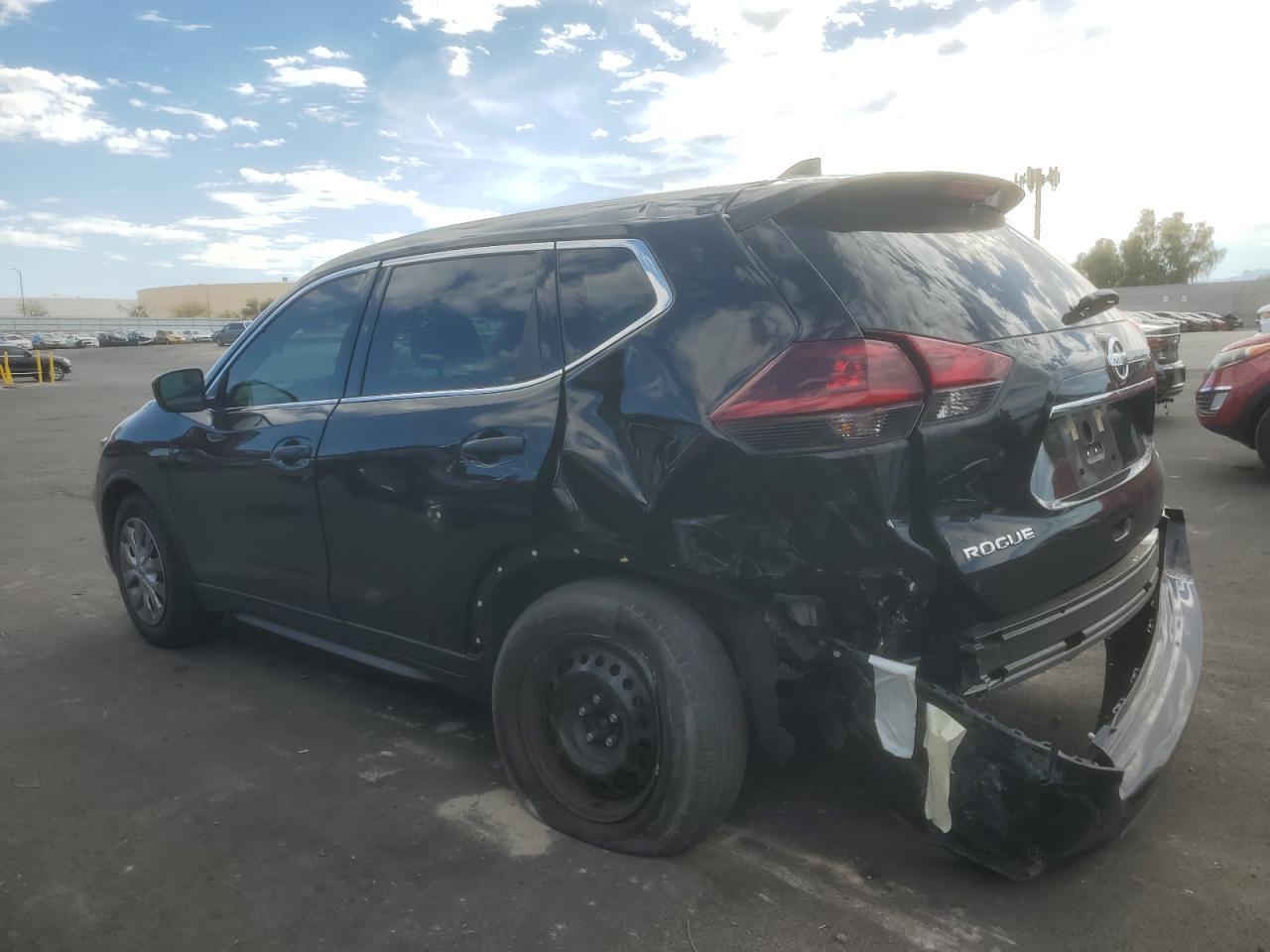 2020 Nissan Rogue S - Фото 2