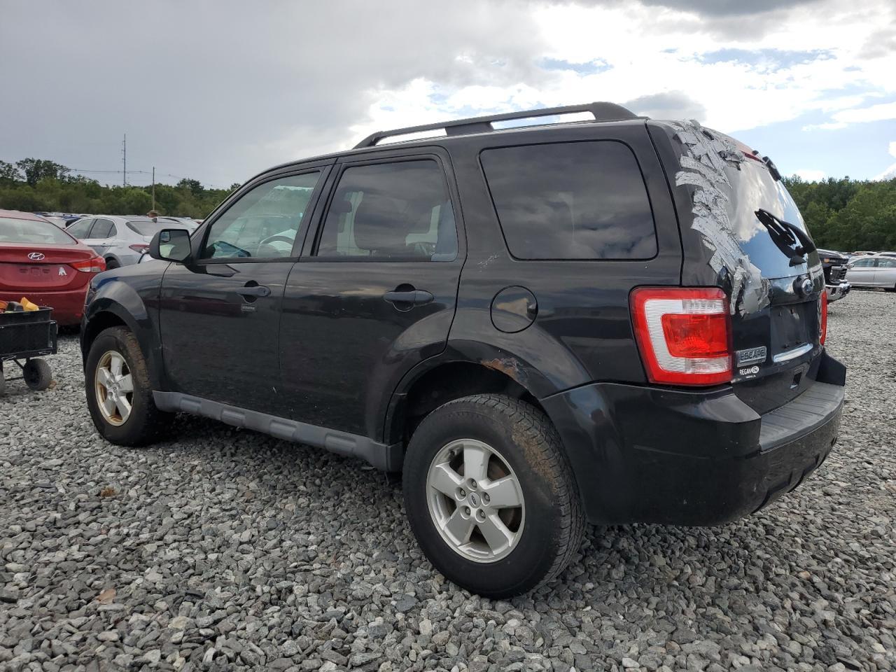 2011 Ford Escape Xlt - Фото 2