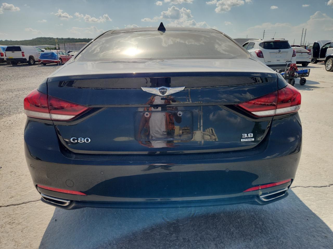 2017 Genesis G80 Base - Image 6