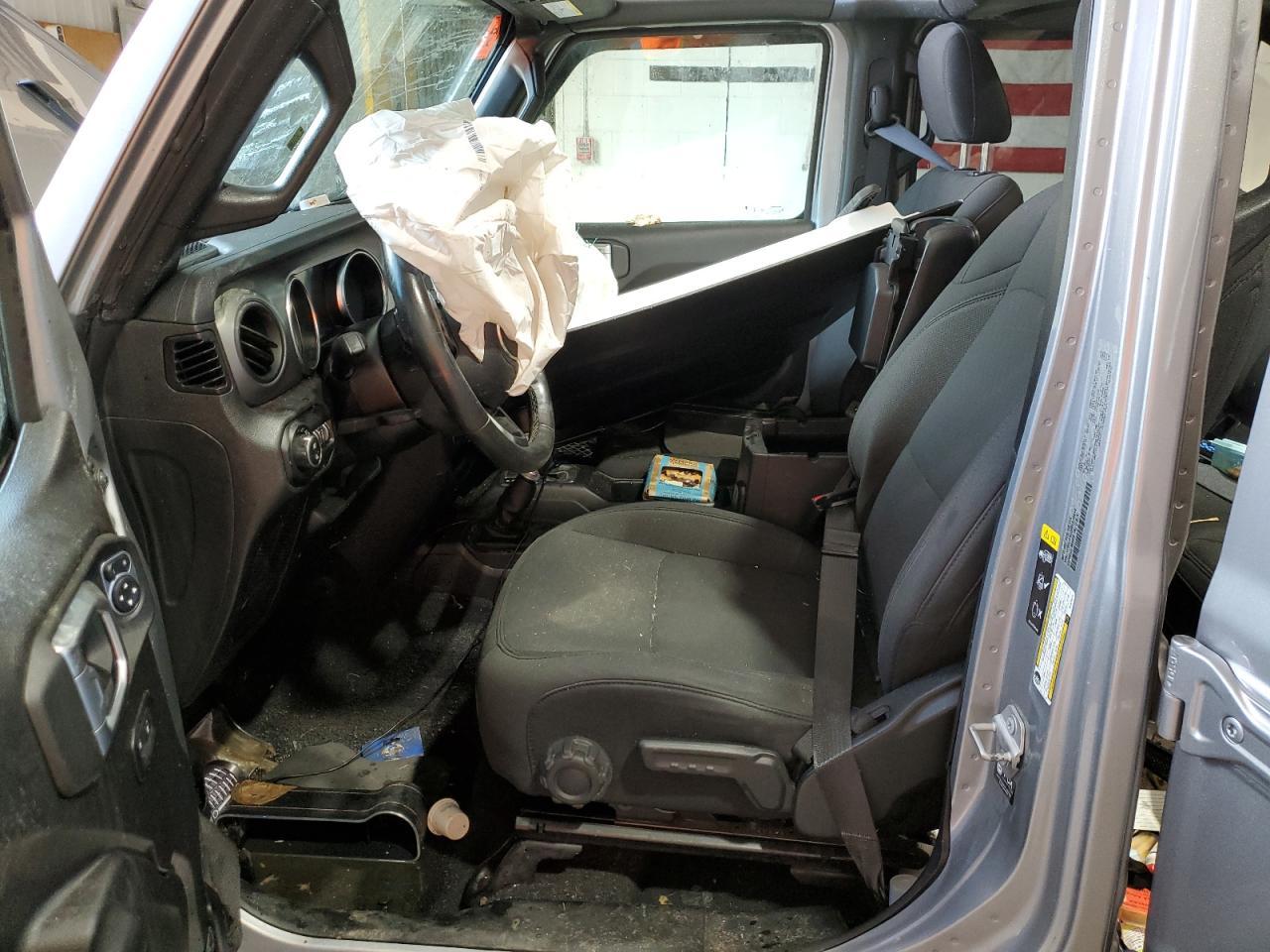 2021 Jeep Gladiator Sport - Фото 7