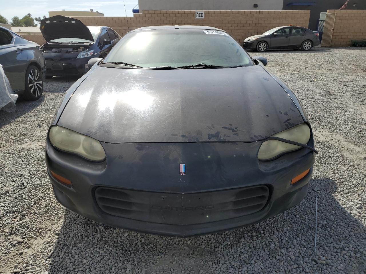 2001 Chevrolet Camaro - Image 5