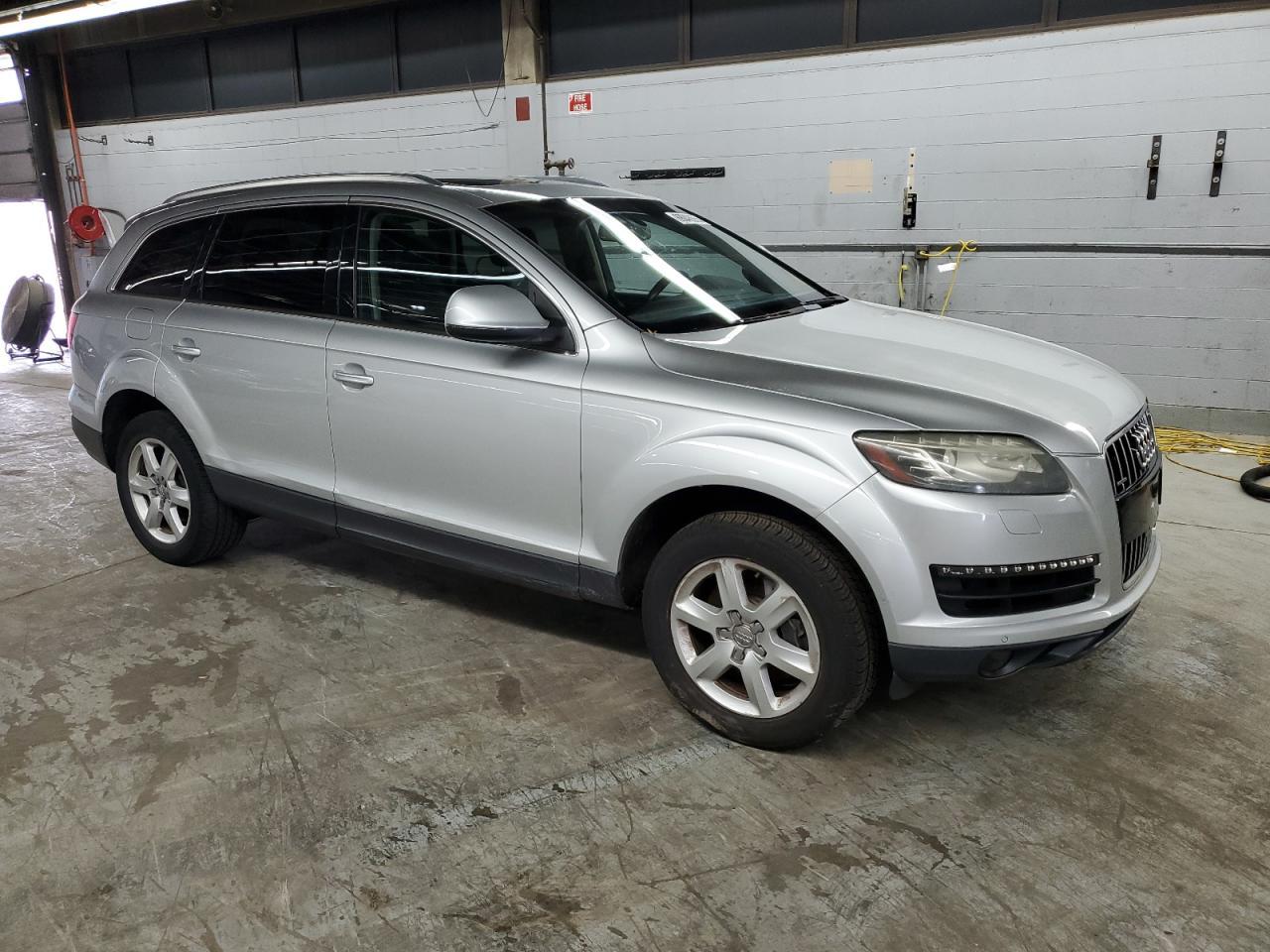 2013 Audi Q7 Premium Plus - Image 4