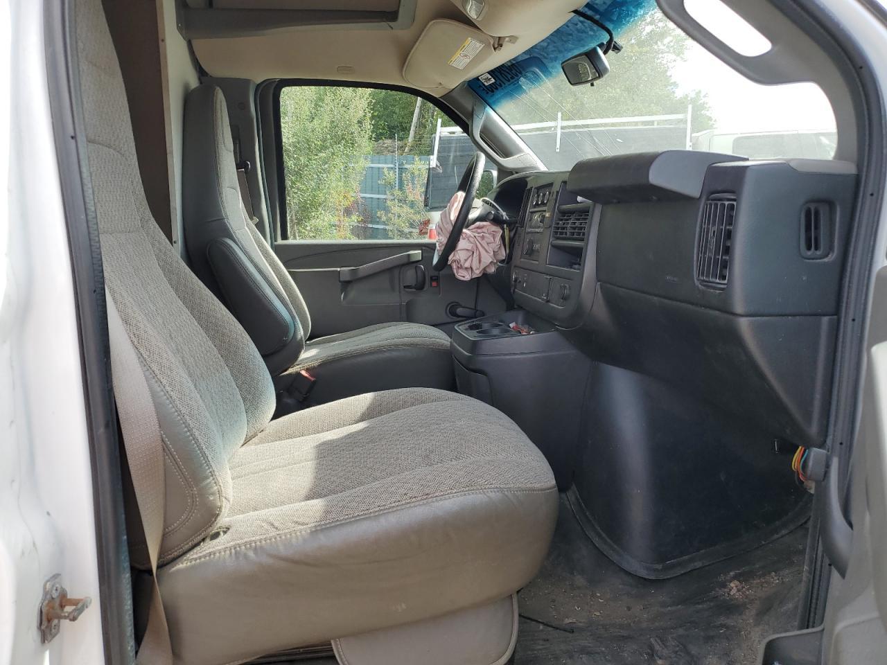 2018 Chevrolet Express G3500 - Фото 7