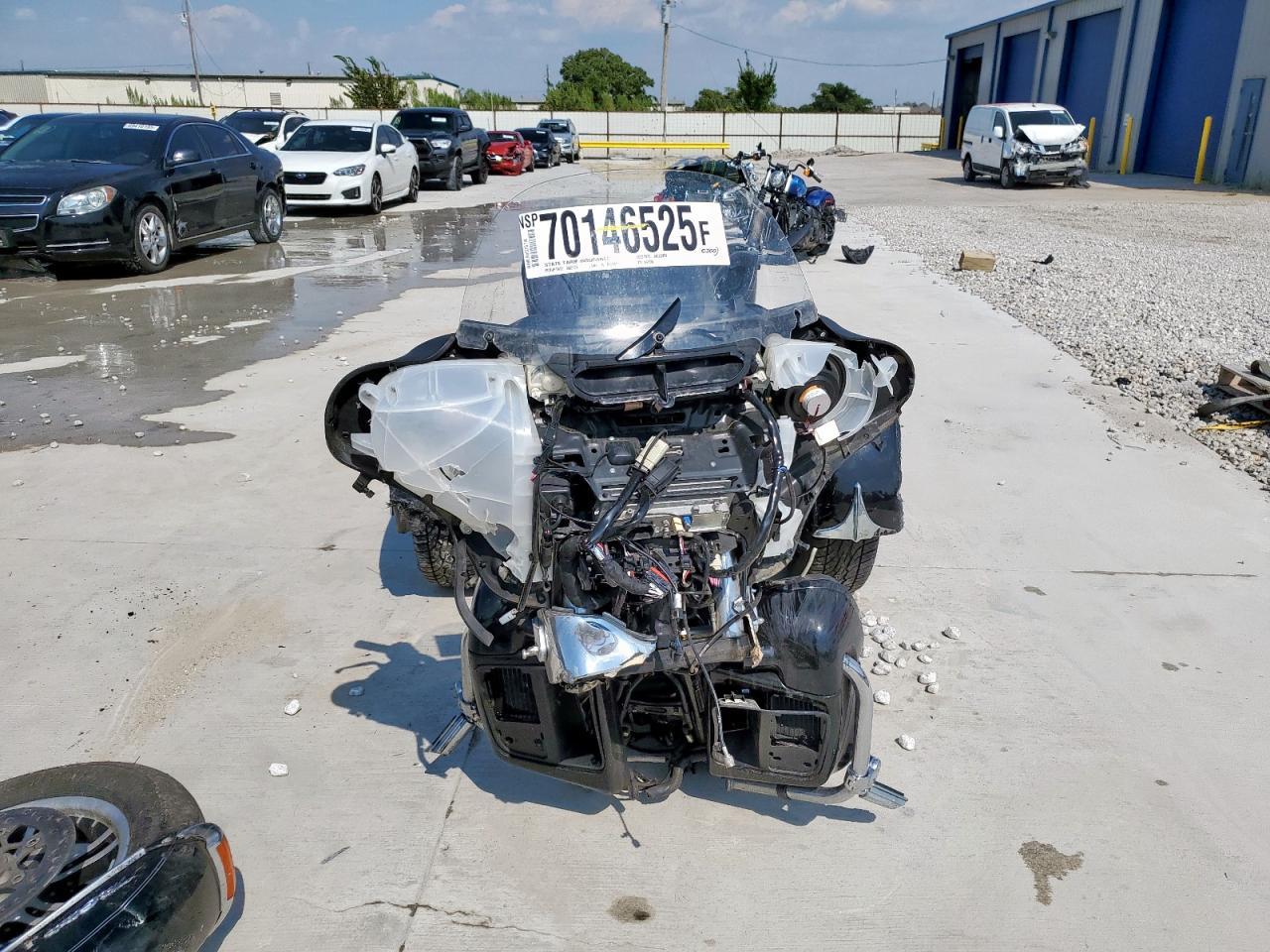 2014 Harley-Davidson Flhtcutg Tri Glide Ultra - Фото 2