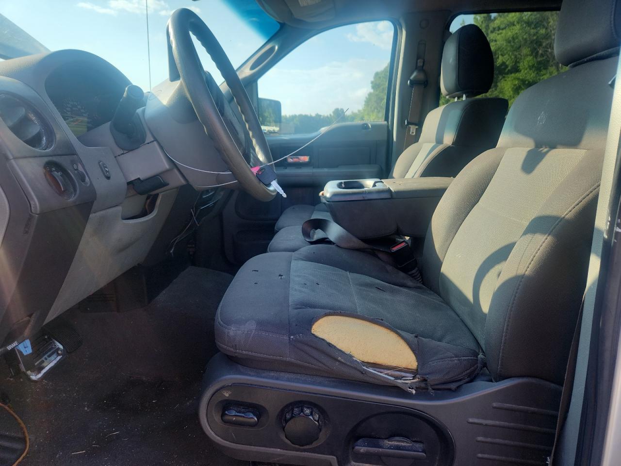 2006 Ford F150 Supercrew - Image 7