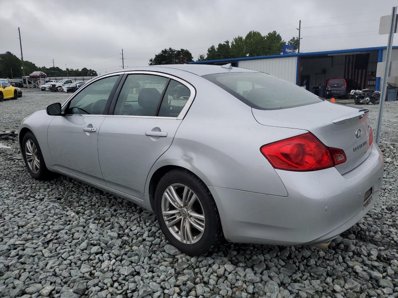 2013 Infiniti G37 - Фото 2