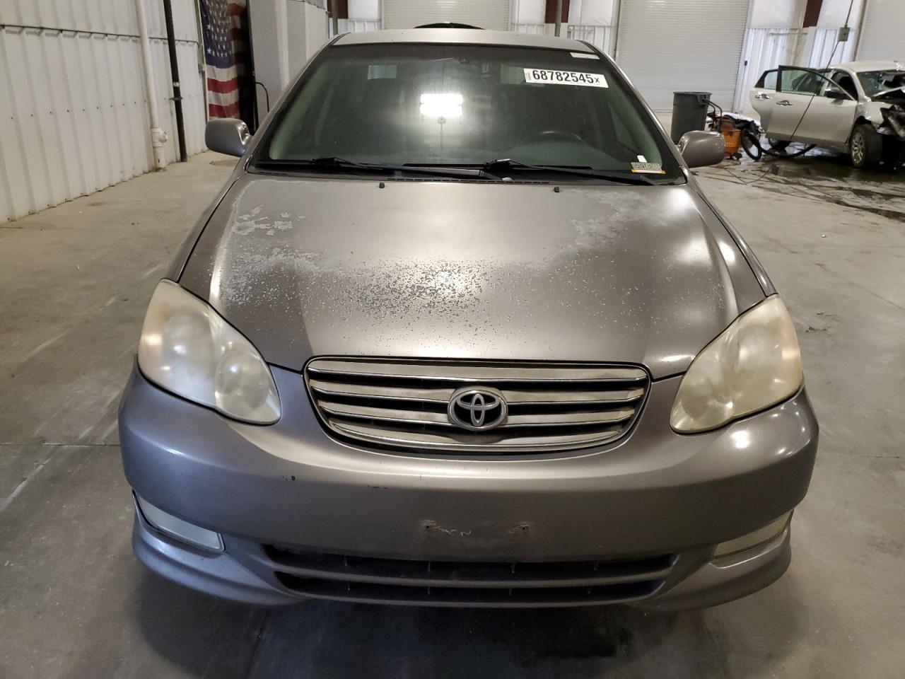 2003 Toyota Corolla Ce - Фото 5