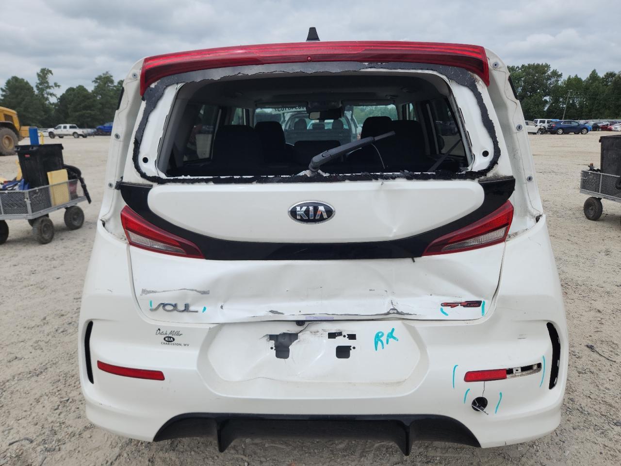2021 Kia Soul Gt Line - Фото 6