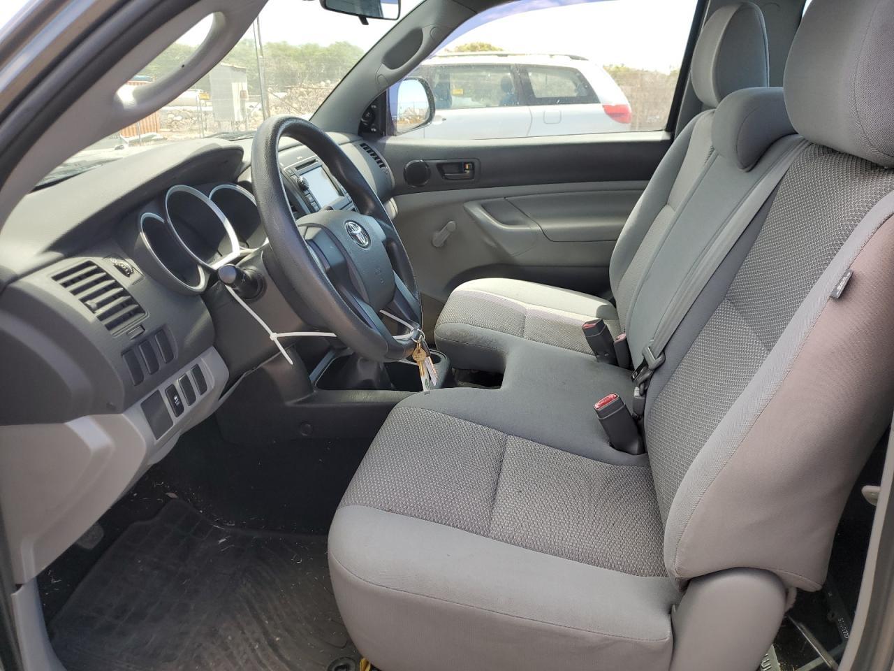 2013 Toyota Tacoma - Image 7