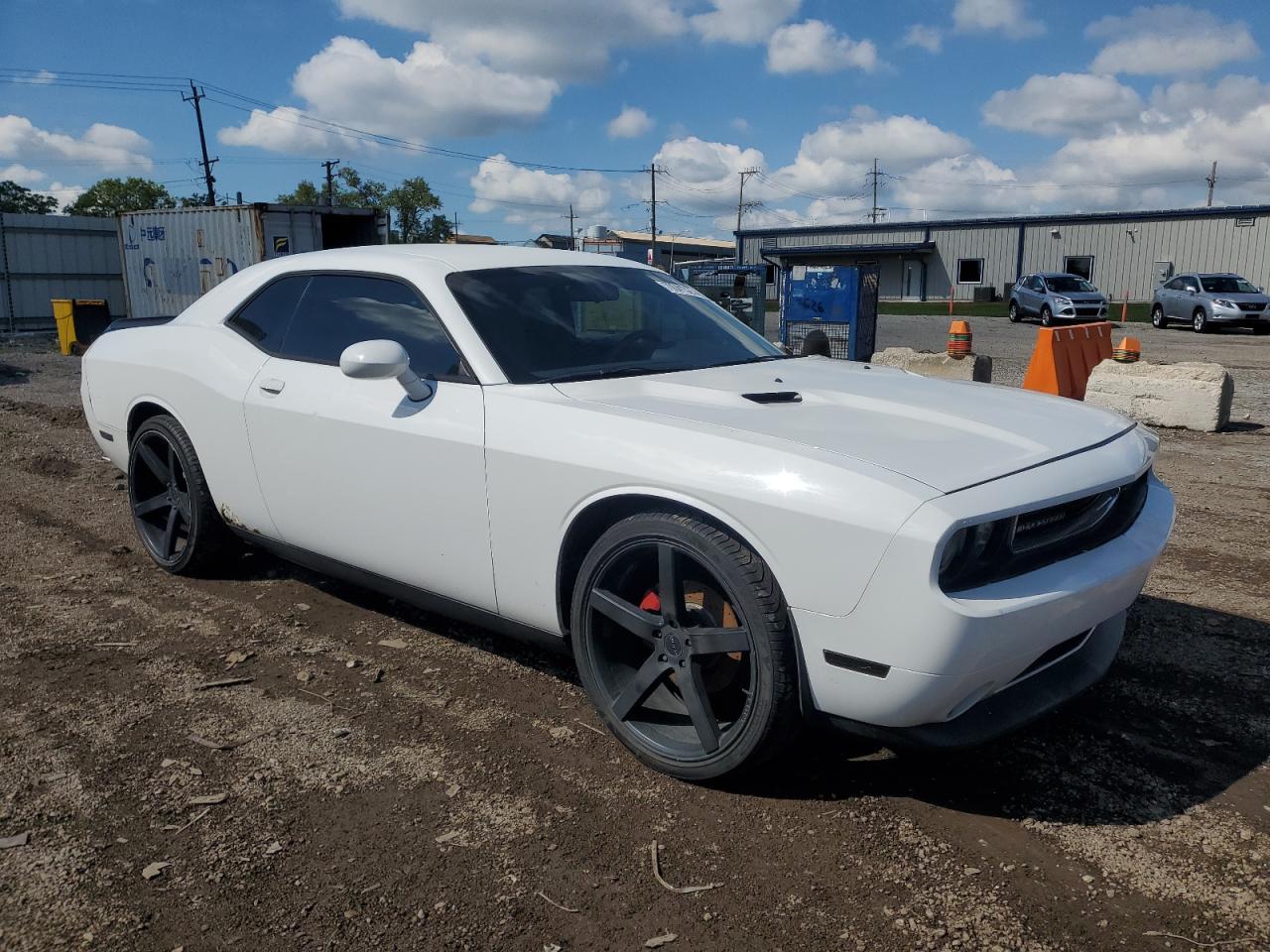 2014 Dodge Challenger Sxt - Image 4