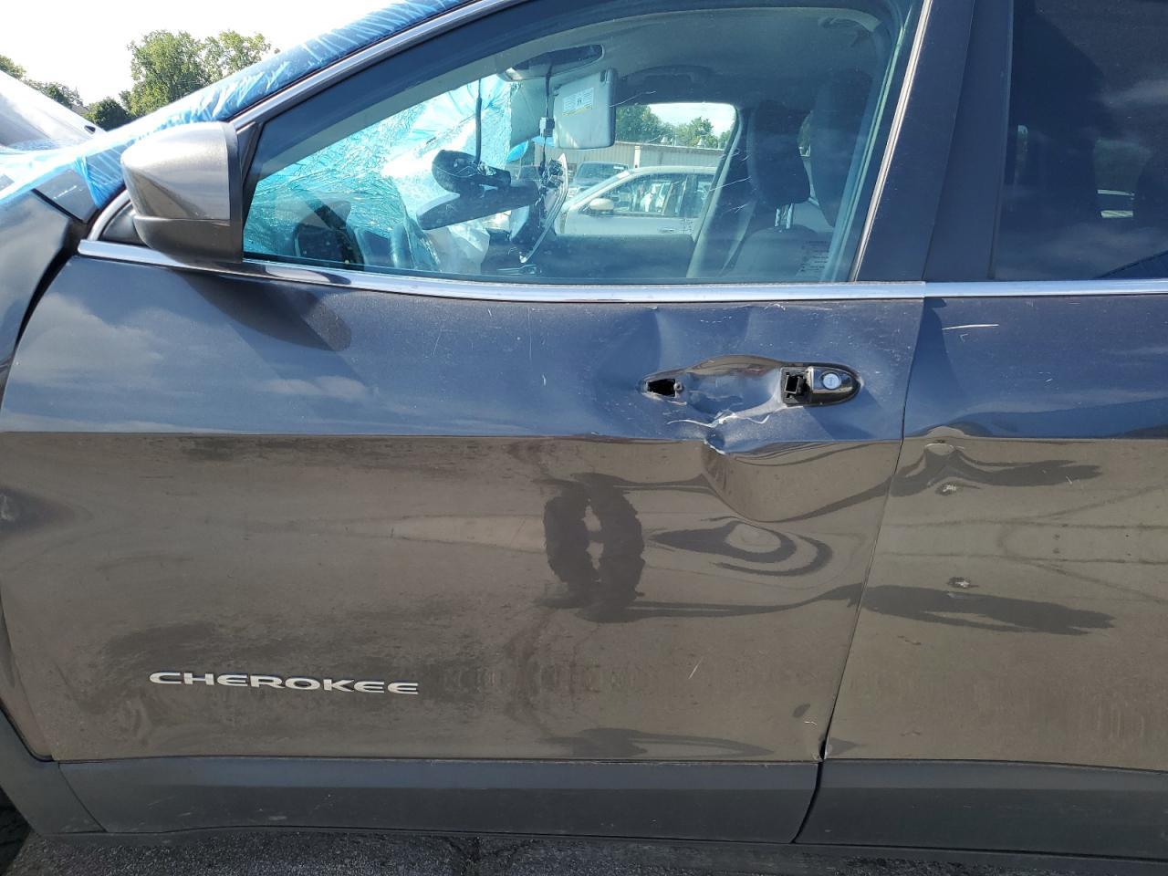 2016 Jeep Cherokee Latitude - Фото 7