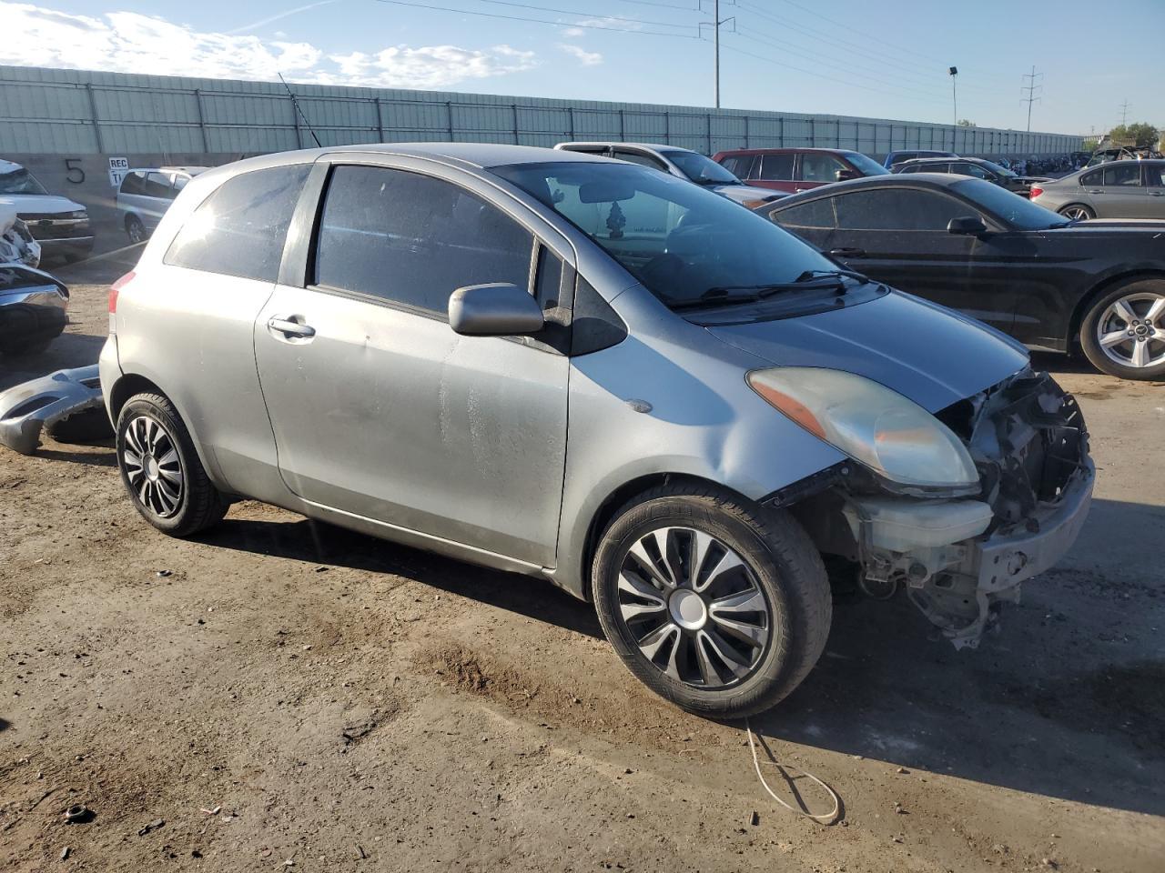 2009 Toyota Yaris - Image 4