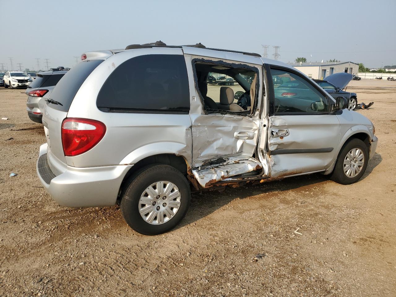 2006 Chrysler Town & Country - Фото 3