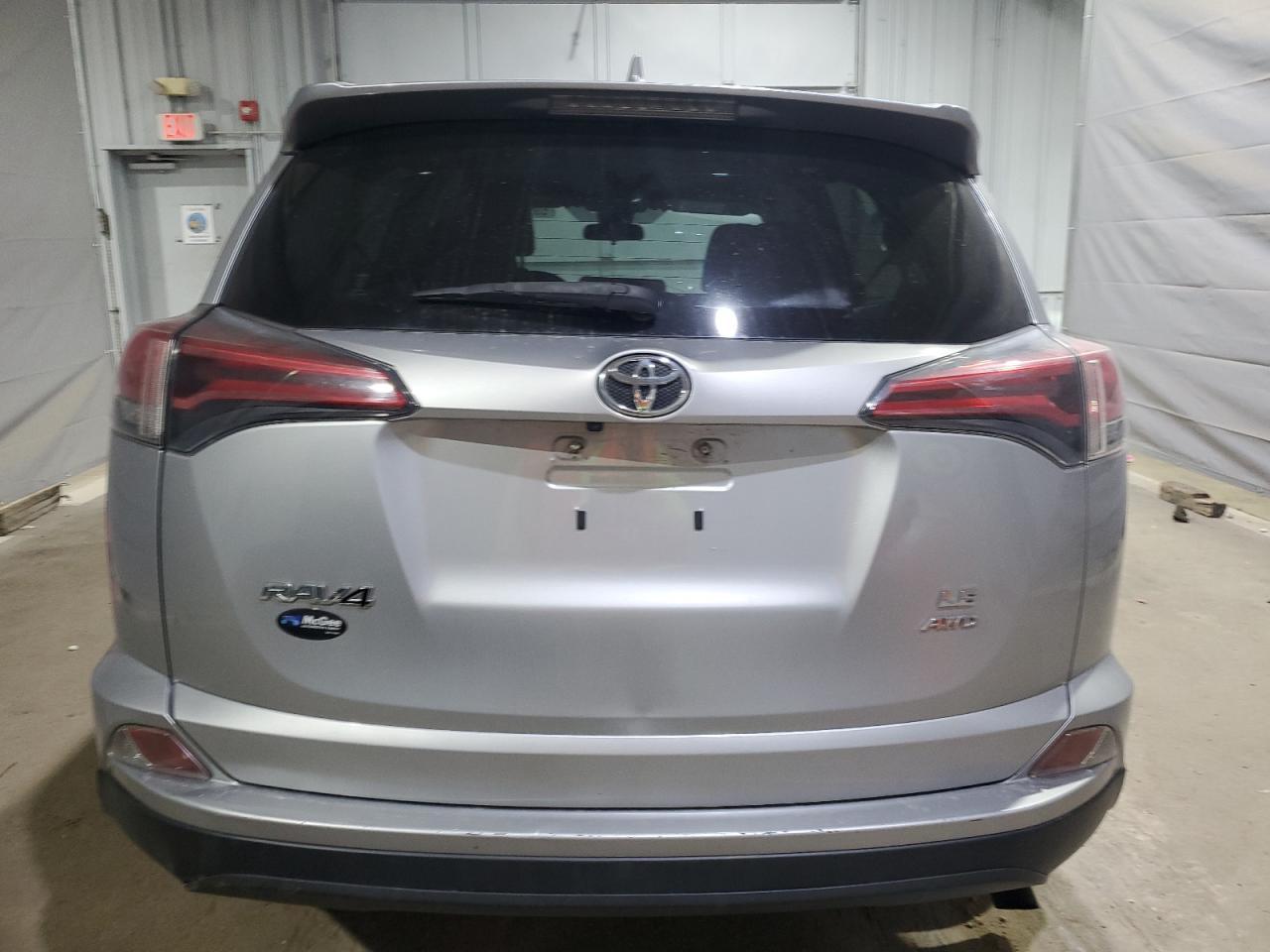 2018 Toyota Rav4 Le - Фото 6