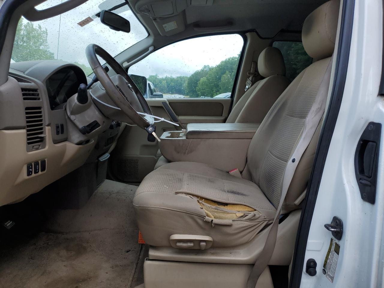 2009 Nissan Titan Xe - Image 7