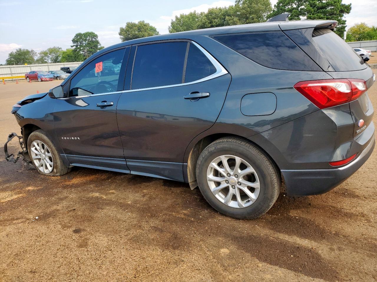 2020 Chevrolet Equinox Lt - Фото 2