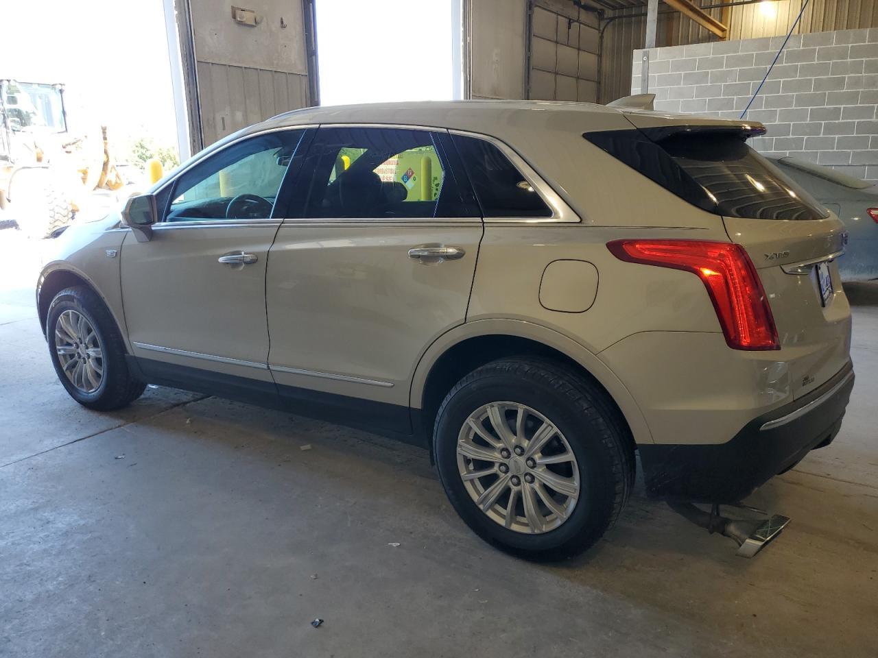 2017 Cadillac Xt5 - Фото 2