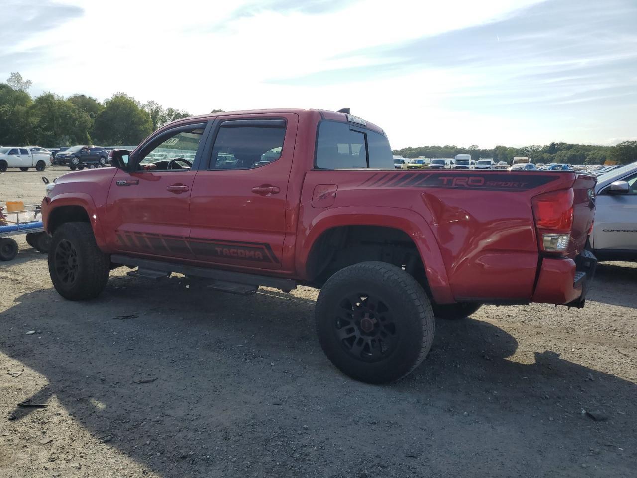 2017 Toyota Tacoma Trd Sport - Image 2