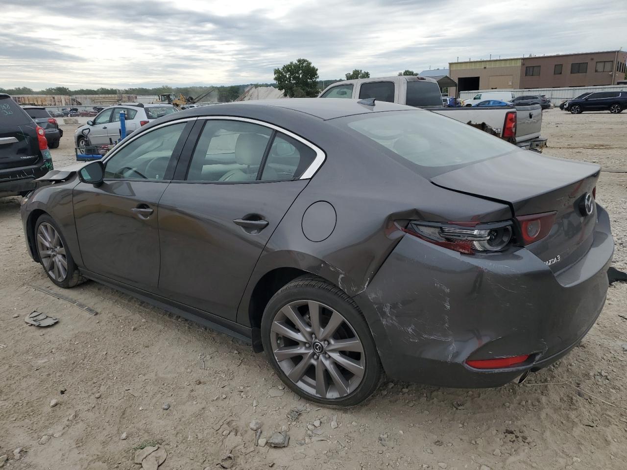 2019 Mazda 3 Premium - Фото 2