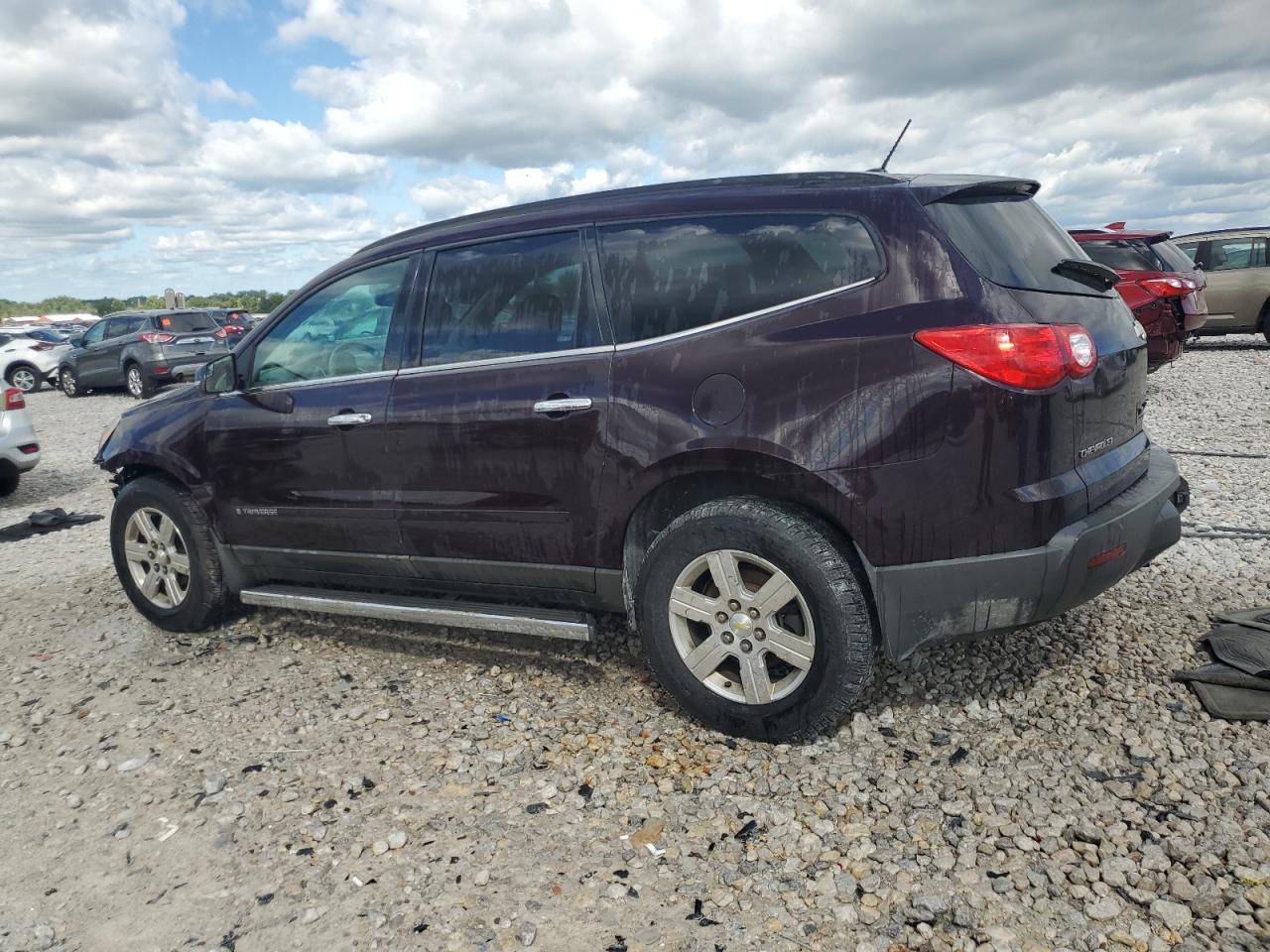 2009 Chevrolet Traverse Lt - Фото 2