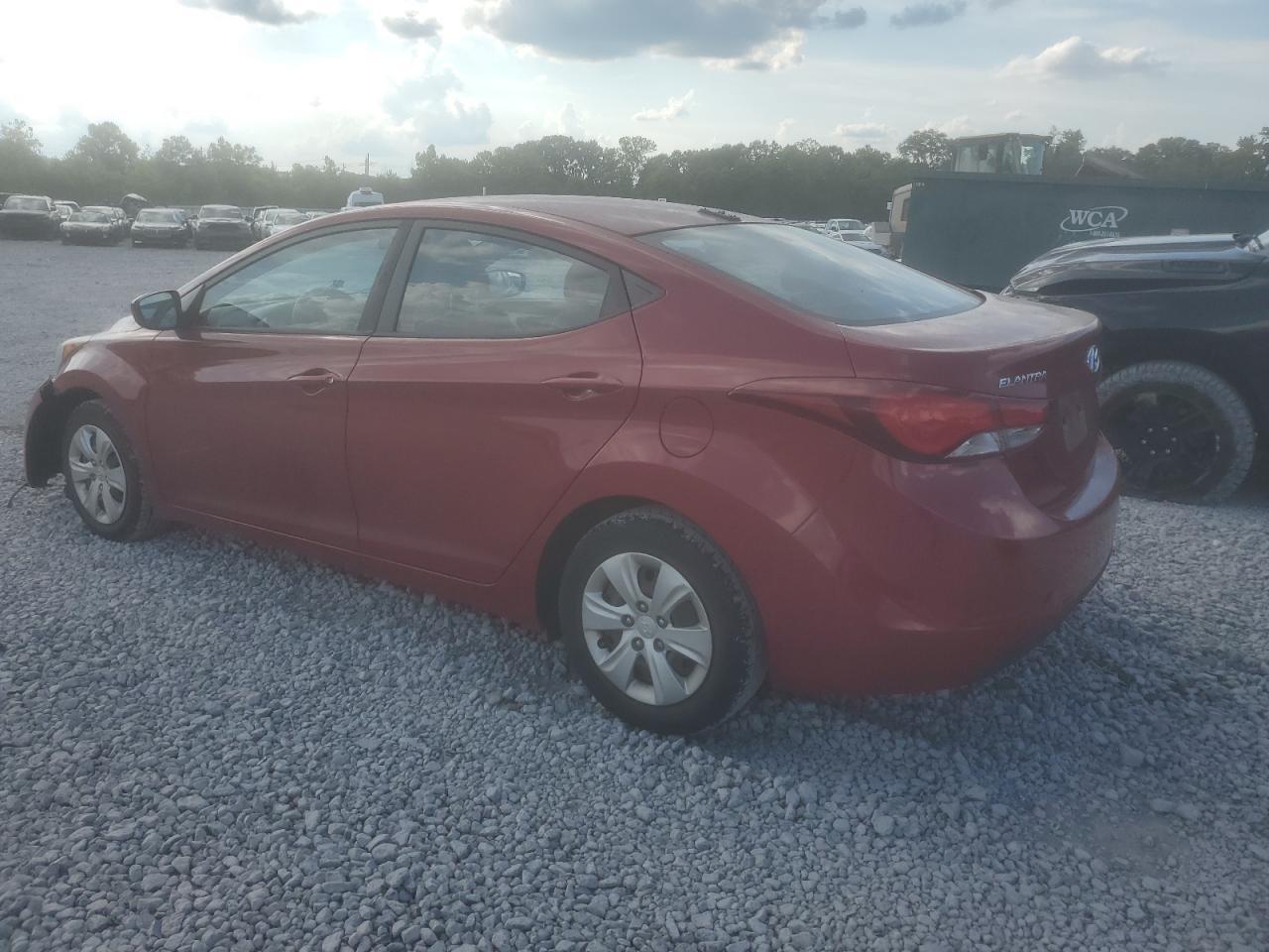 2016 Hyundai Elantra Se - Image 2