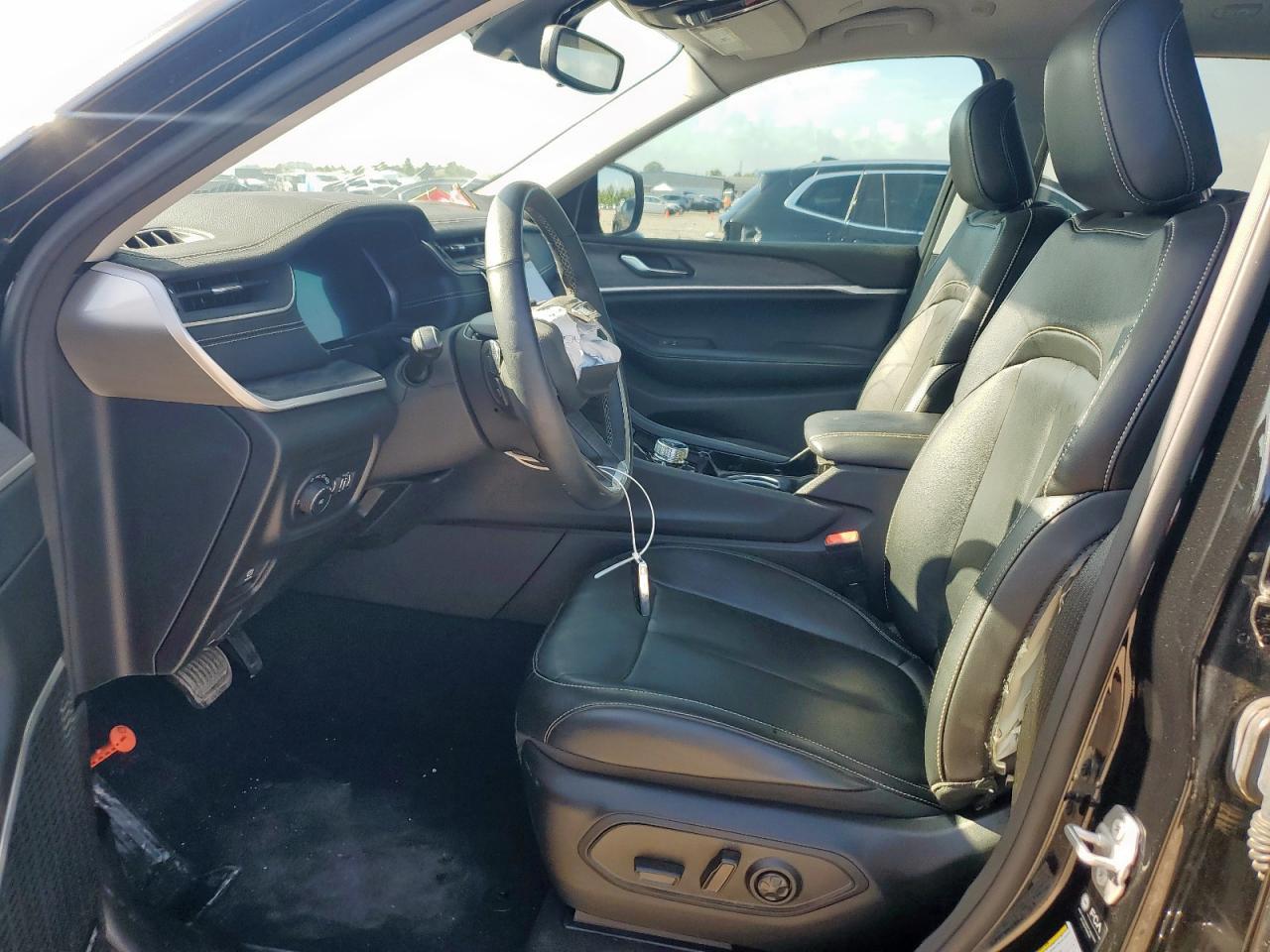 2022 Jeep Grand Cherokee L Limited - Image 7