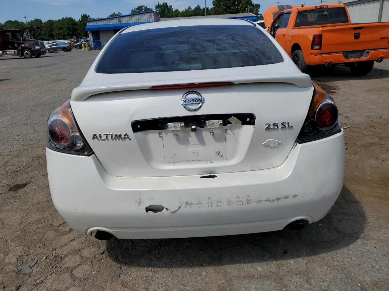2011 Nissan Altima Base - Фото 6