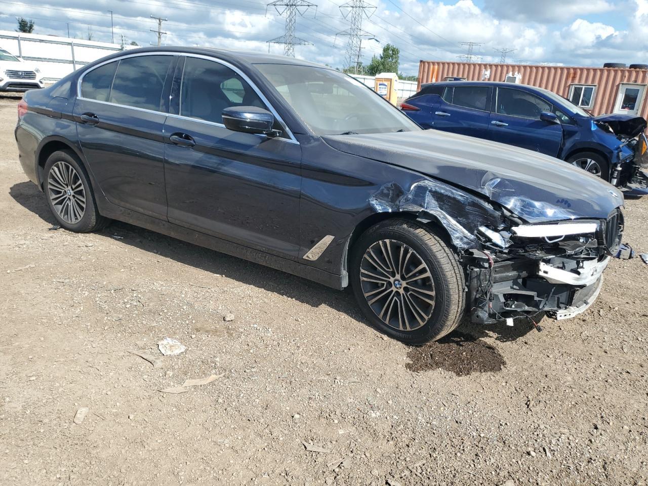 2020 BMW 530Xe - Image 4