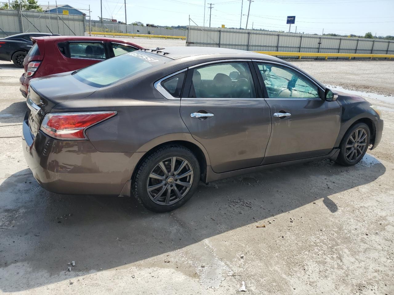 2015 Nissan Altima - Image 3