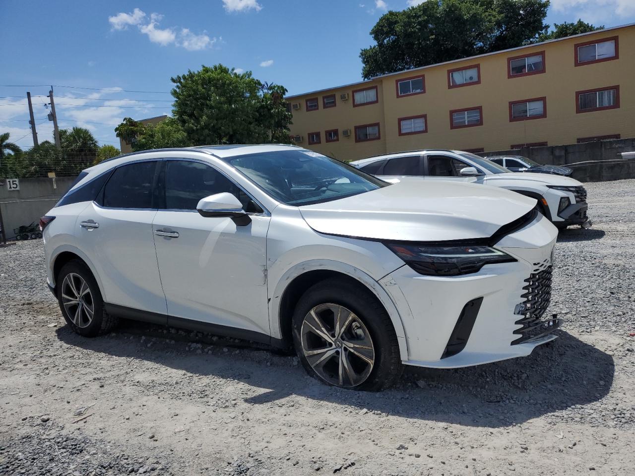 2025 Lexus Rx 350 Premium - Image 4