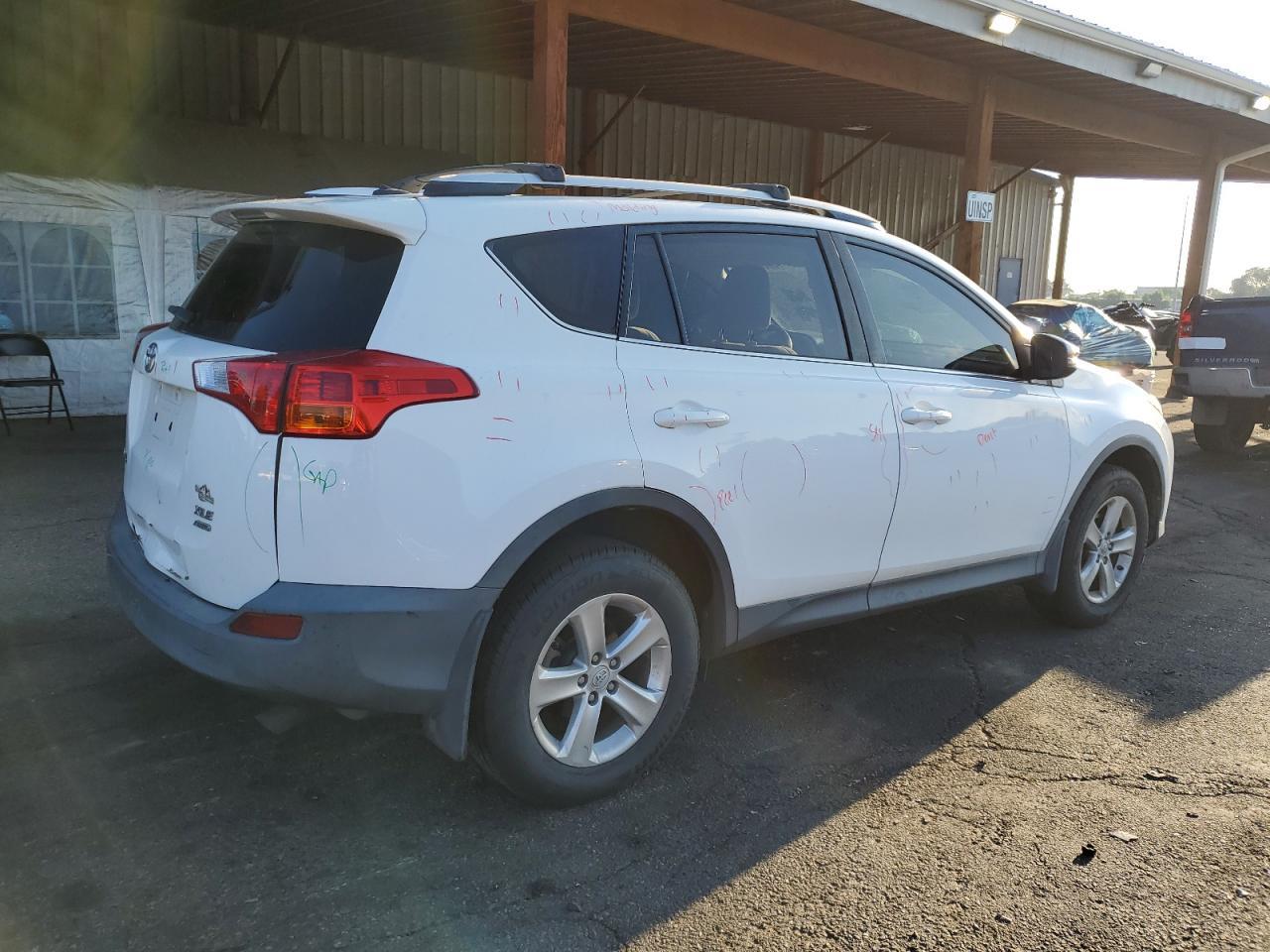 2013 Toyota Rav4 Xle - Фото 3