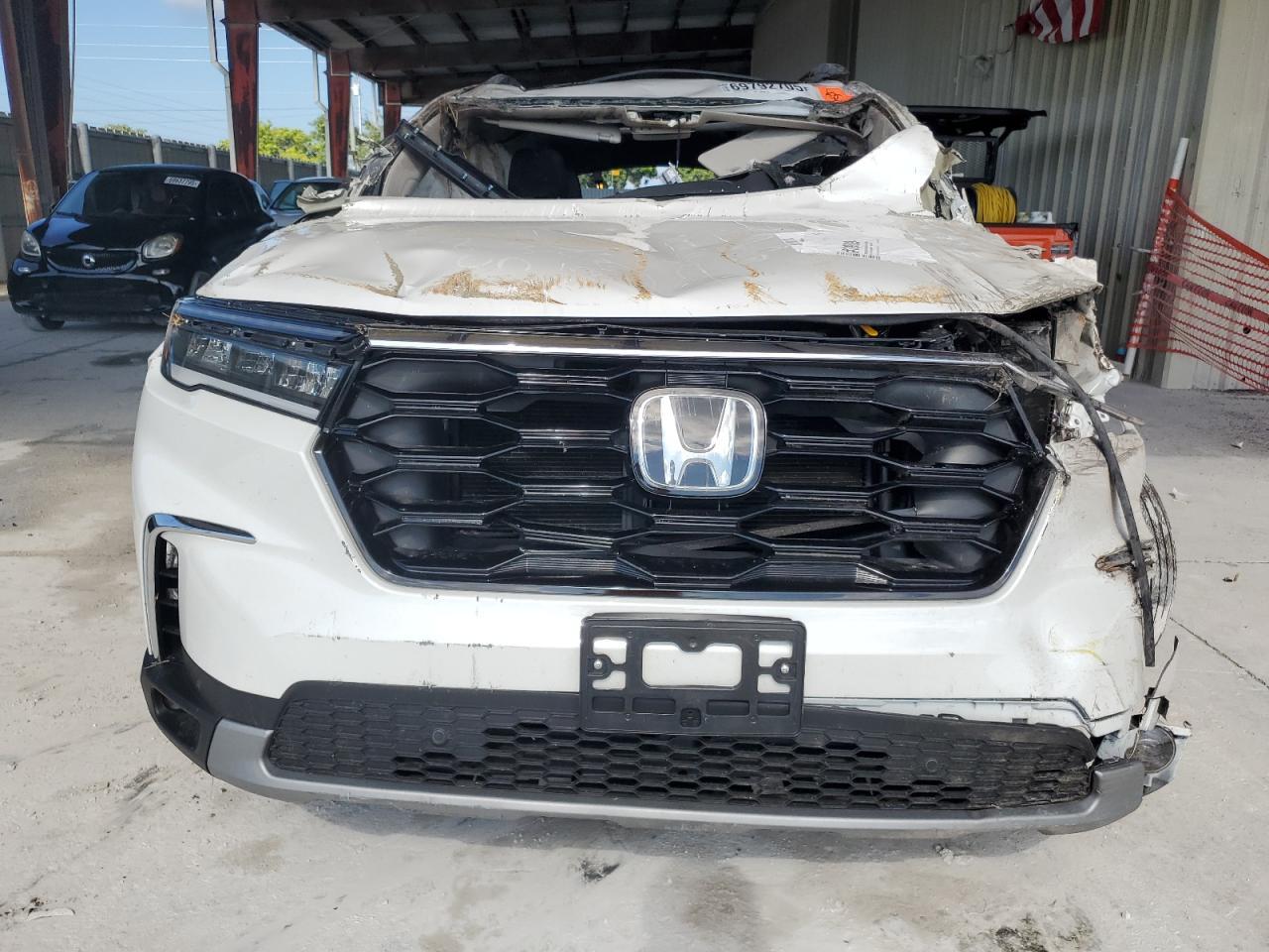 2025 Honda Pilot Touring - Image 5