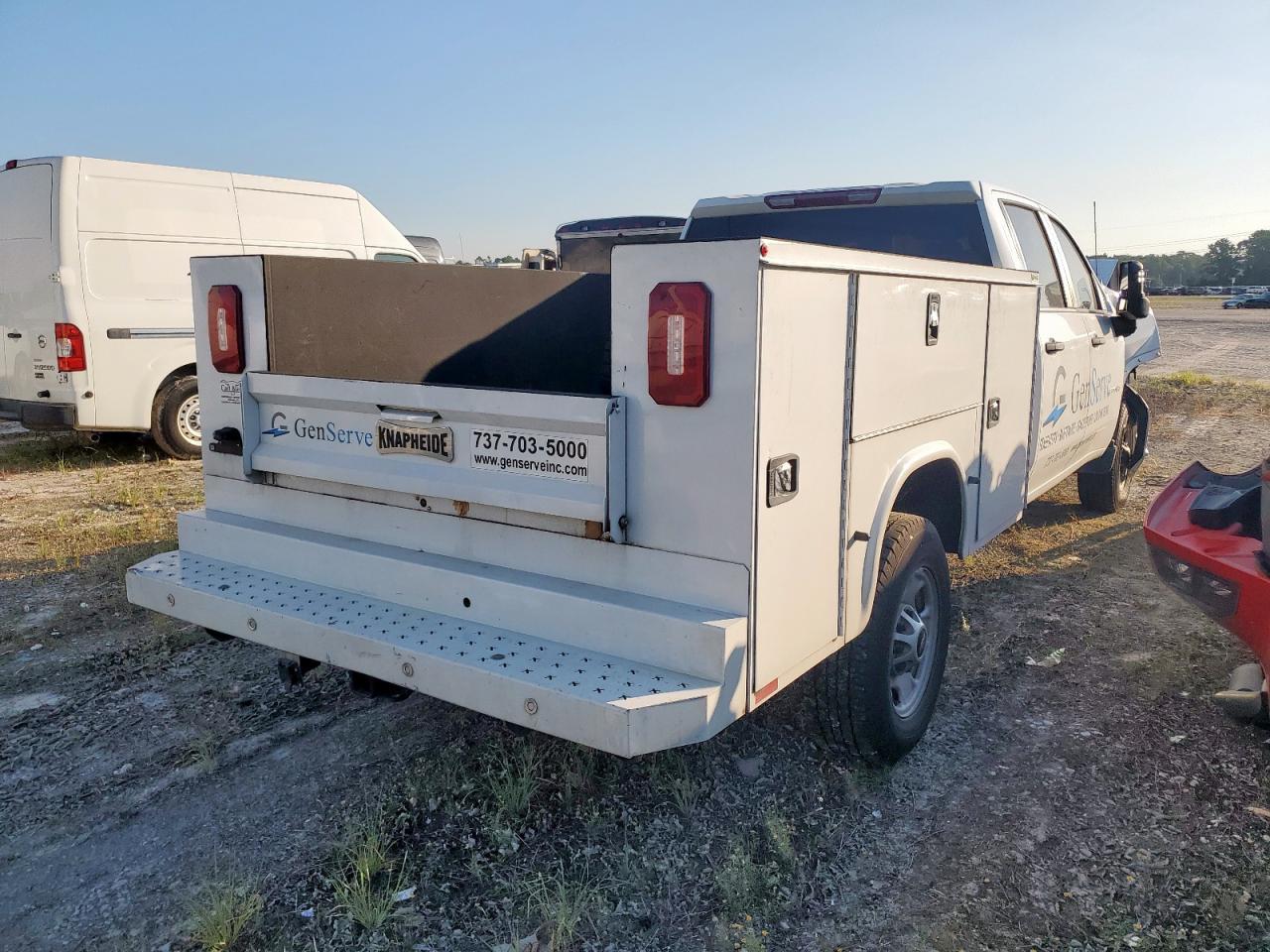2023 Chevrolet Silverado C2500 Heavy Duty - Image 4