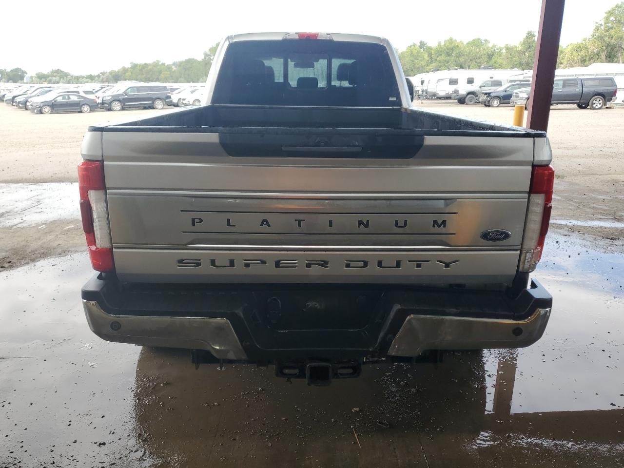 2017 Ford F350 Super Duty - Фото 6