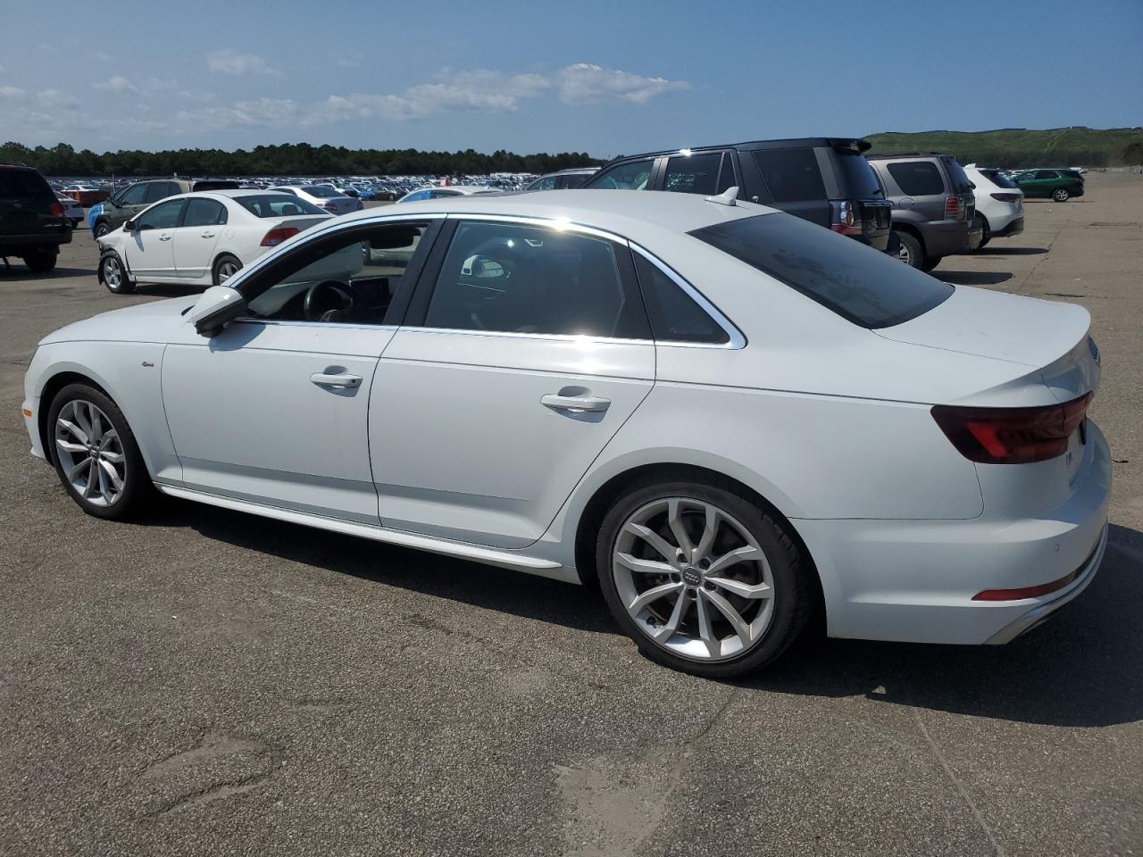 2019 Audi A4 Premium Plus Premium Plus - Фото 2