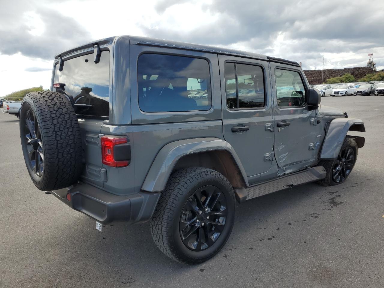 2021 Jeep Wrangler Unlimited Sahara 4Xe - Image 3