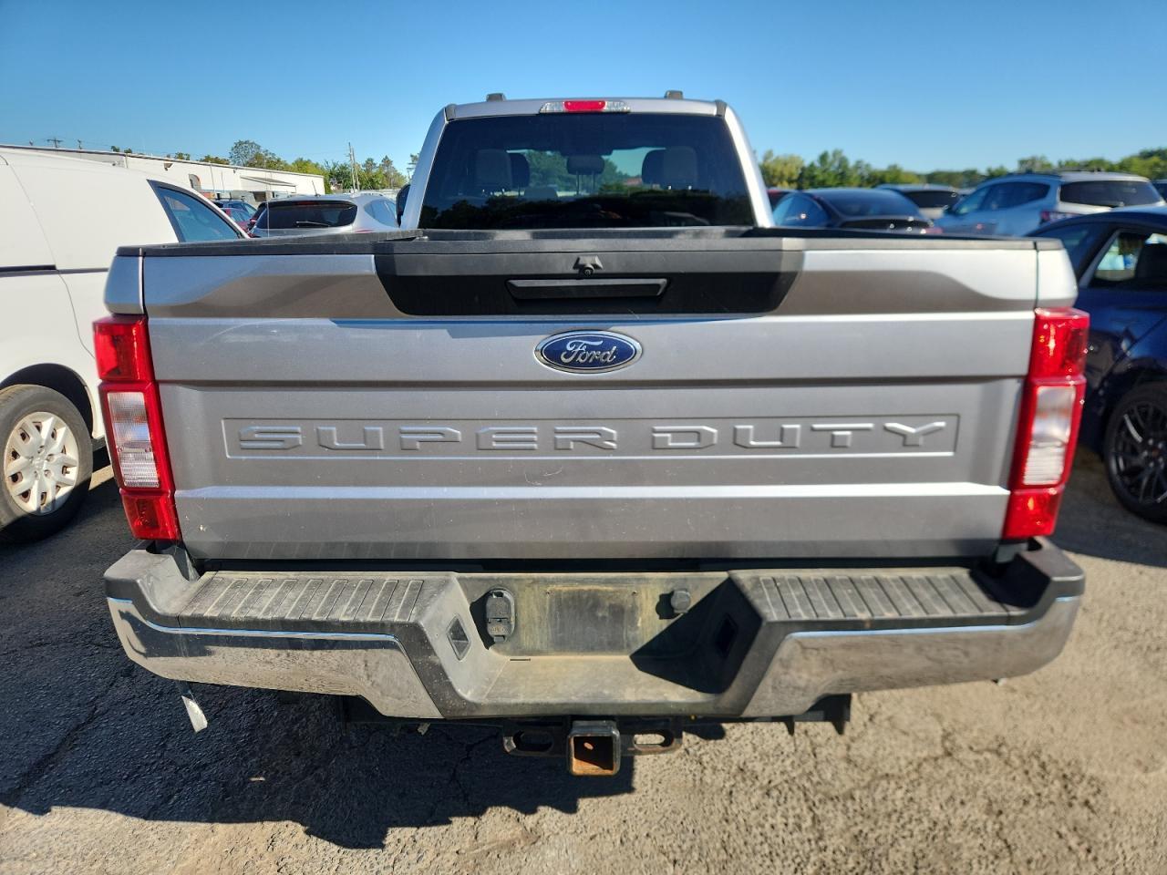 2022 Ford F350 Super Duty - Image 6