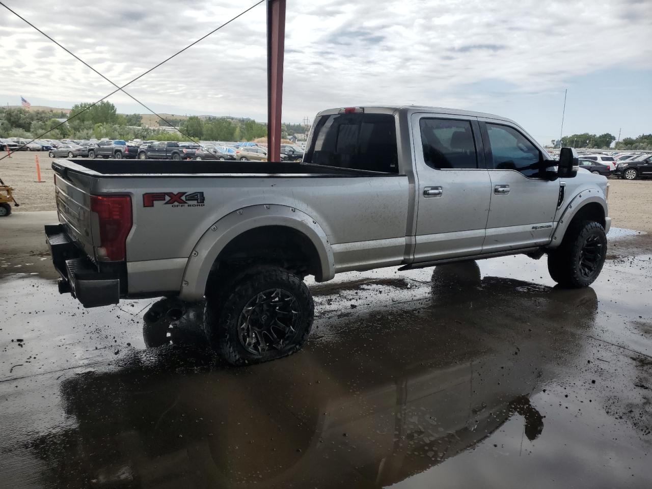 2017 Ford F350 Super Duty - Фото 3