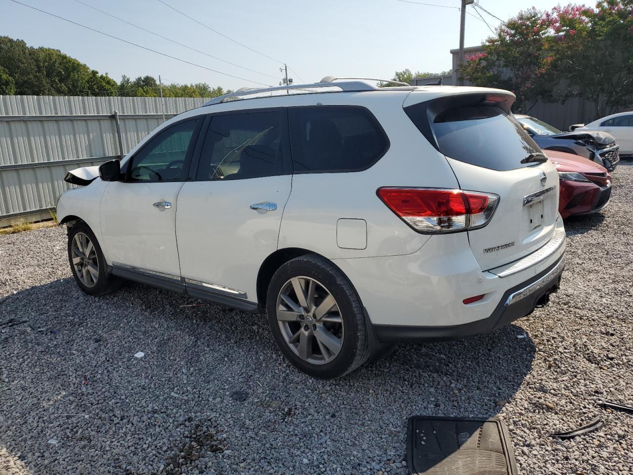 2014 Nissan Pathfinder S - Фото 2