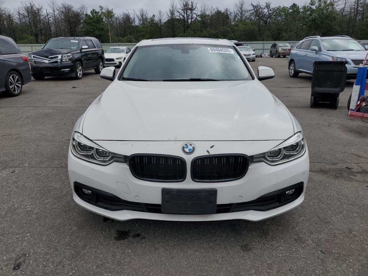 2018 BMW 320 Xi - Фото 5