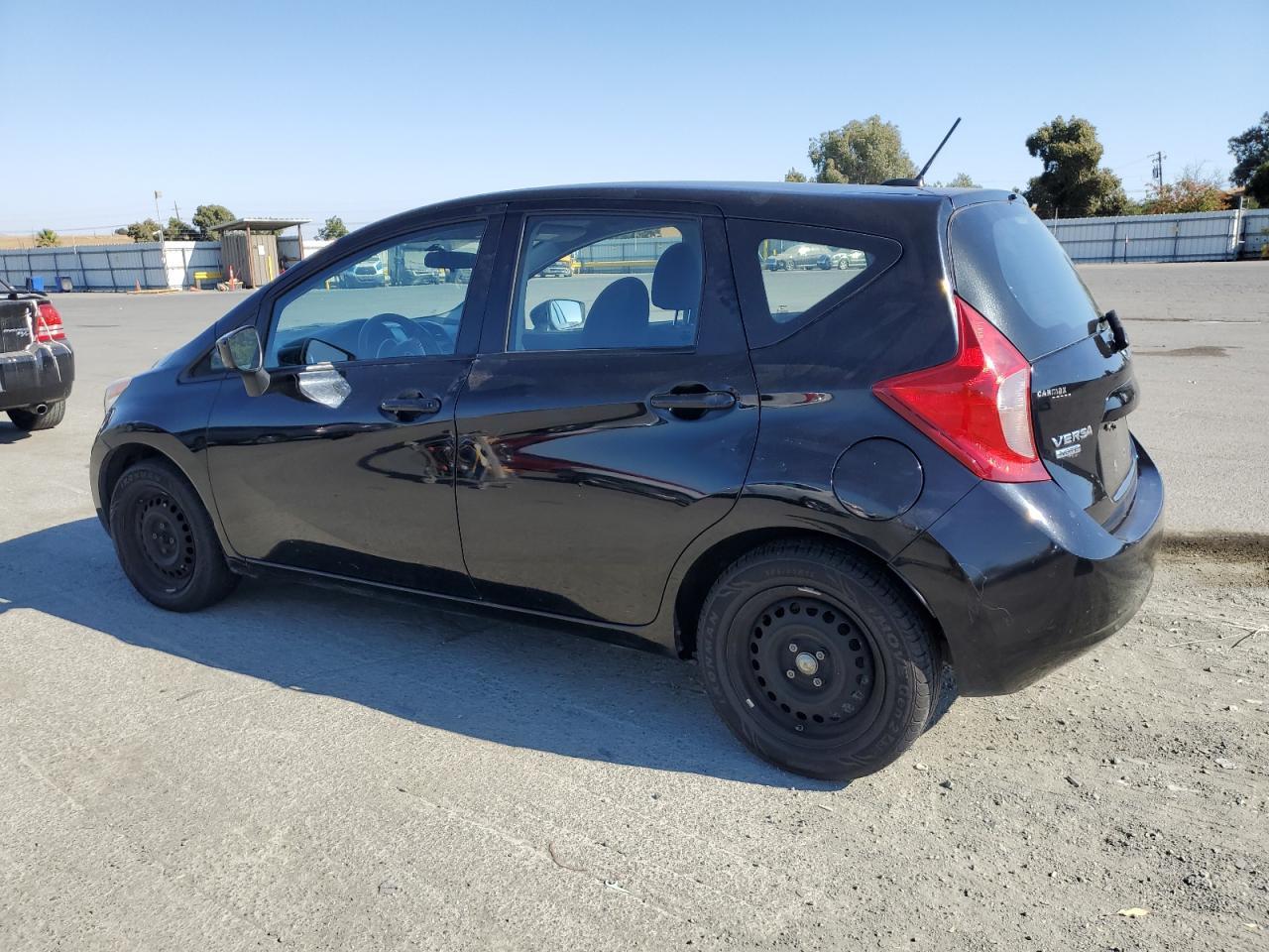 2016 Nissan Versa Note S - Фото 2