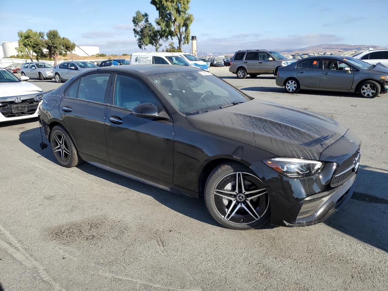 2025 Mercedes-Benz C 300 - Image 4