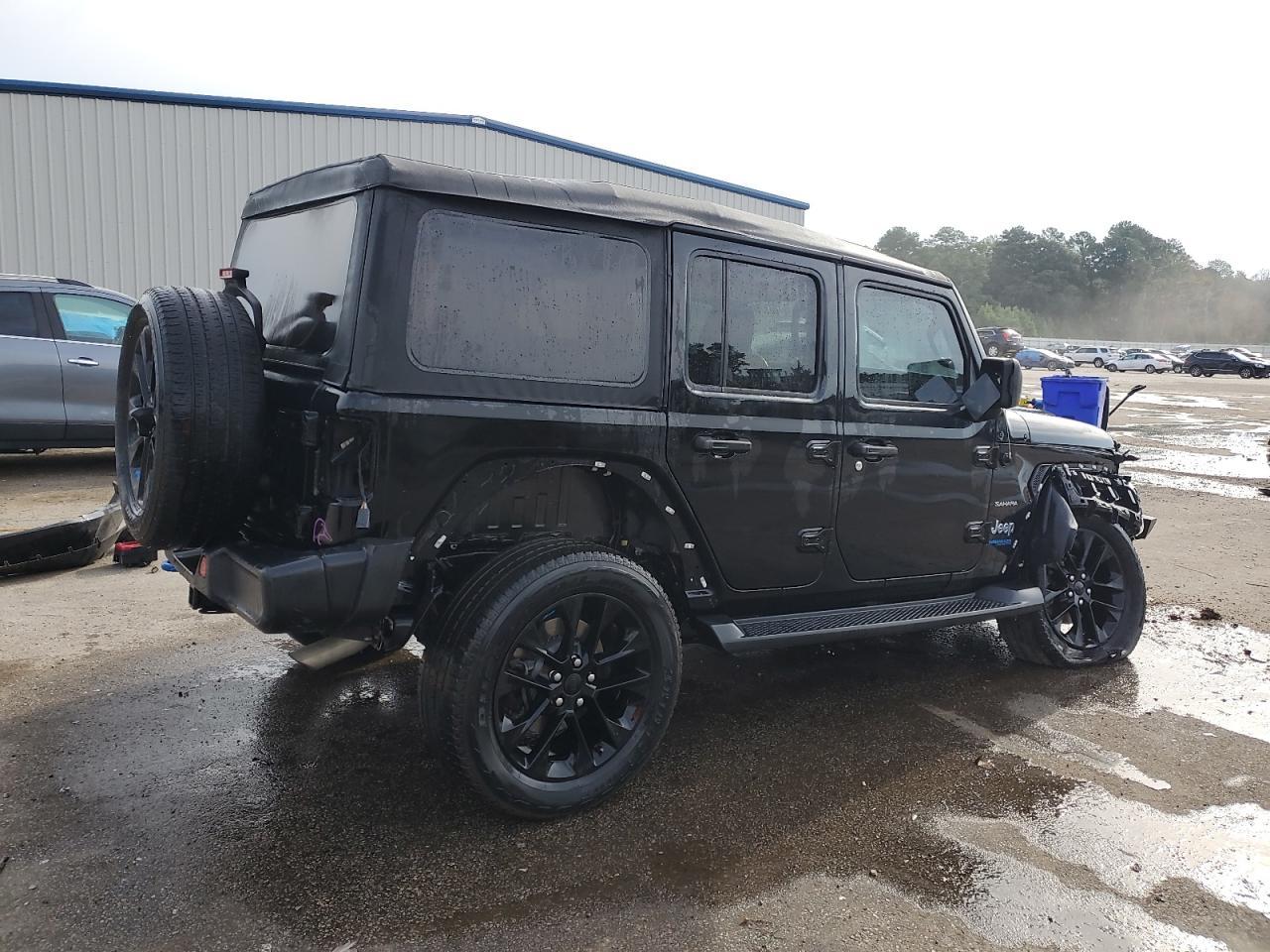 2022 Jeep Wrangler Unlimited Sahara 4Xe - Фото 3