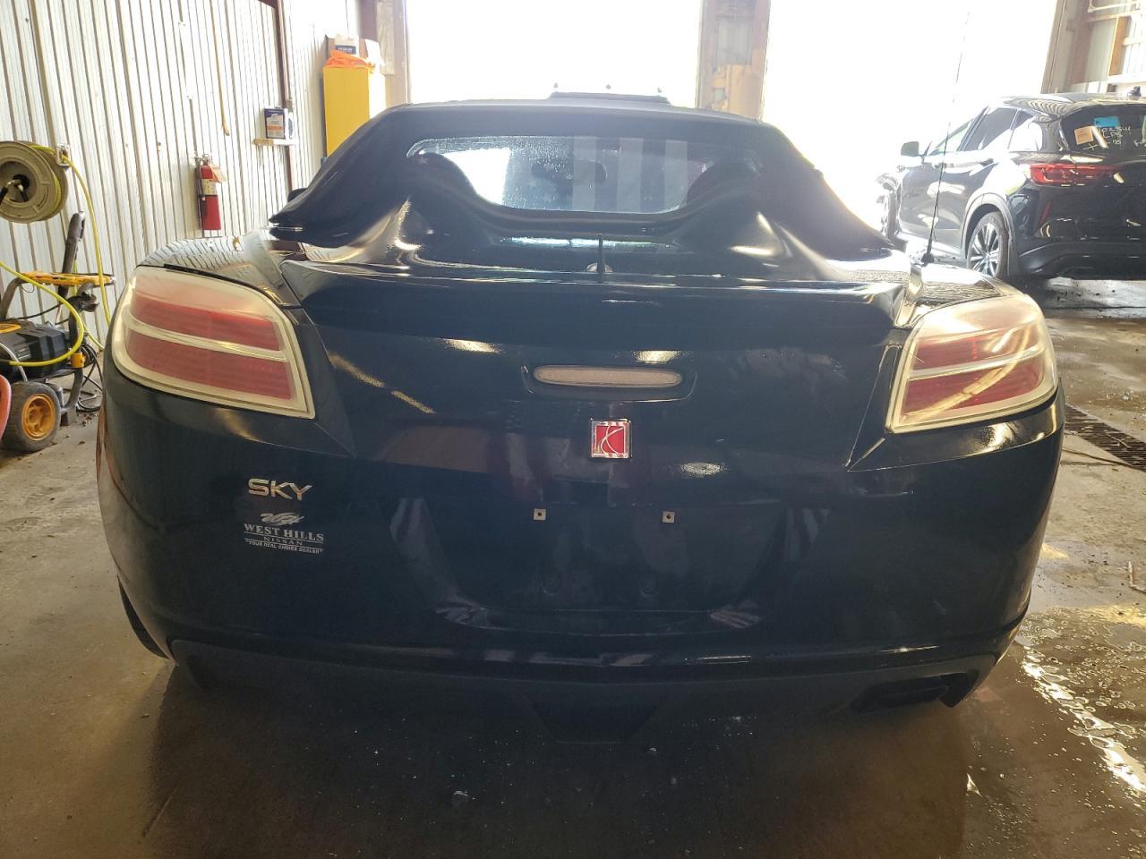 2007 Saturn Sky - Image 6