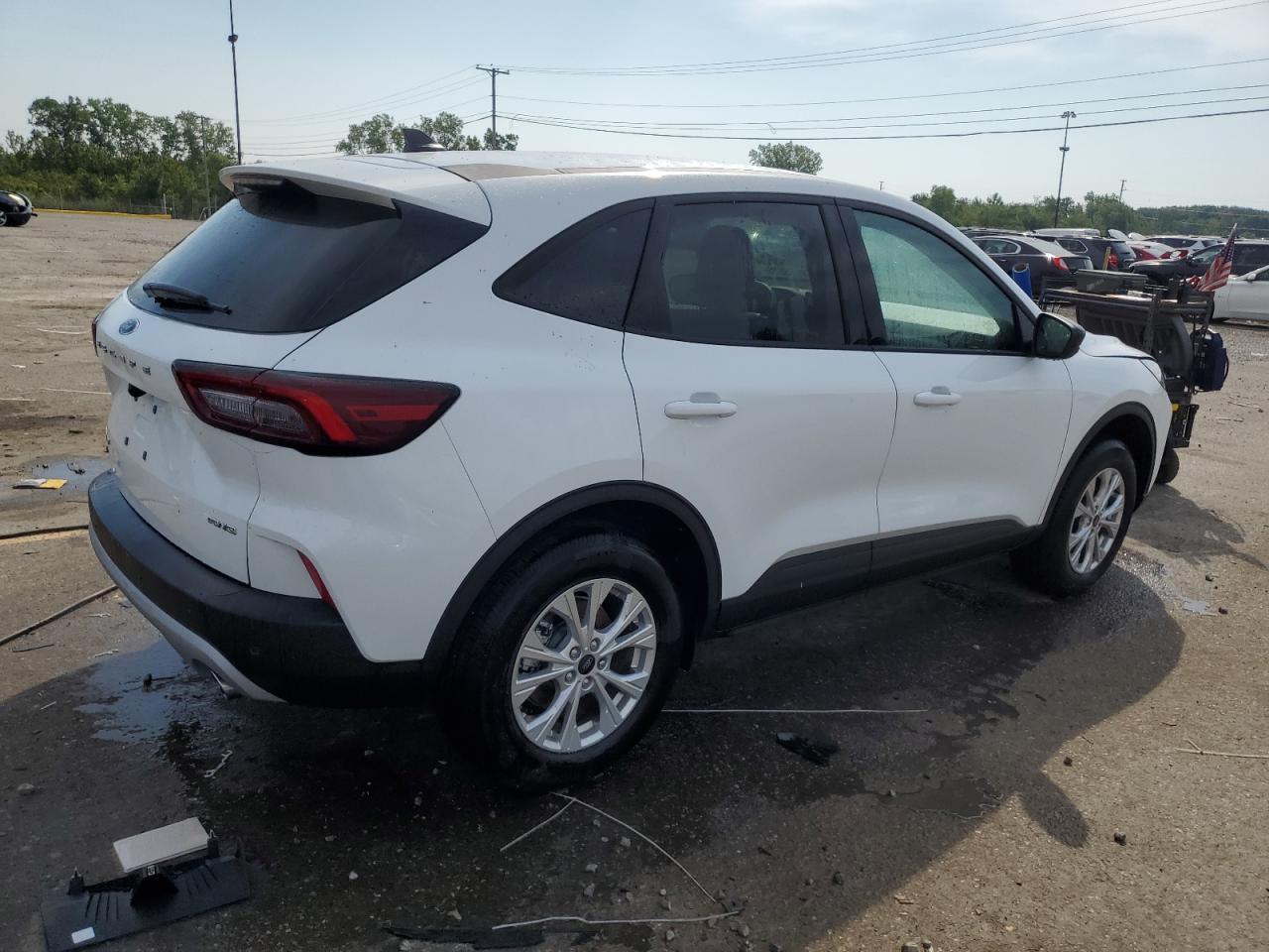 2025 Ford Escape Active - Image 3