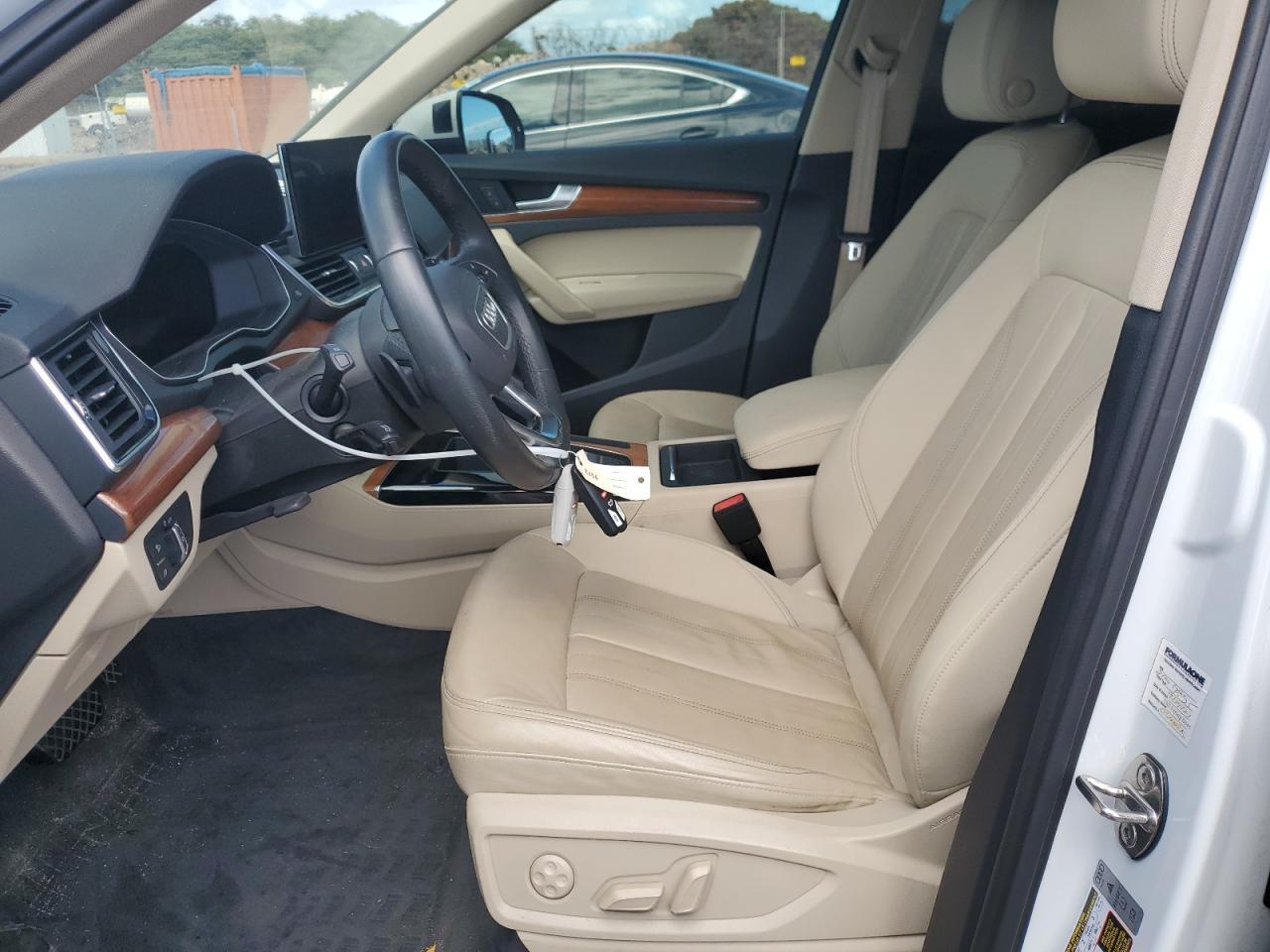 2021 Audi Q5 E Premium - Image 7